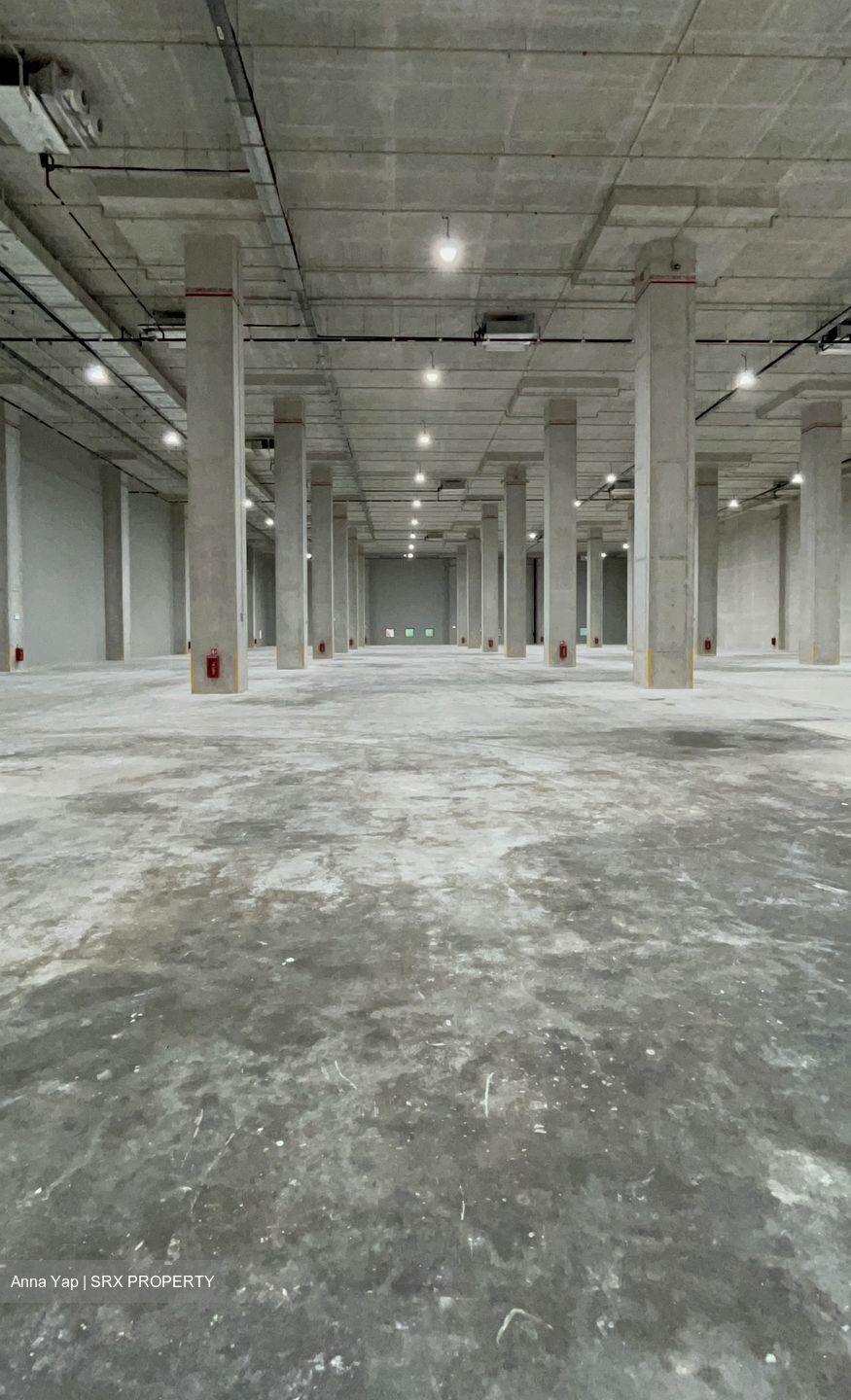 Tuas Road (D22), Warehouse #581282181